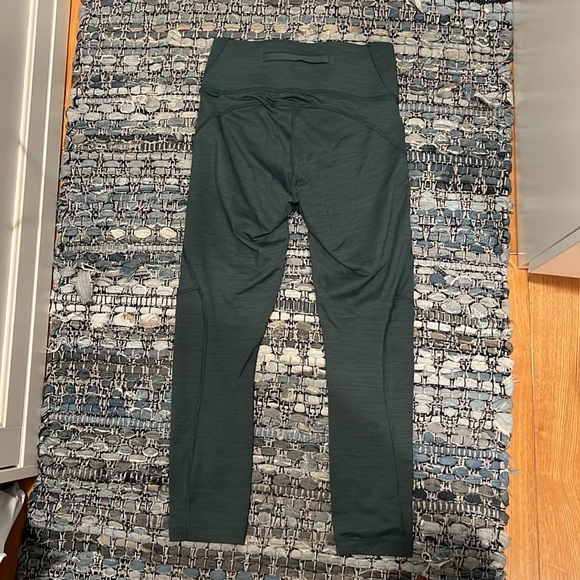 Outdoor voices 7/8 warmup legging - Picture 2 of 3